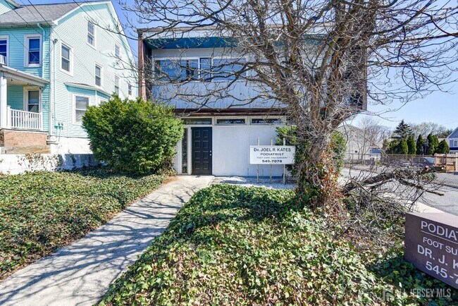 167 N Main St Unidad 169
