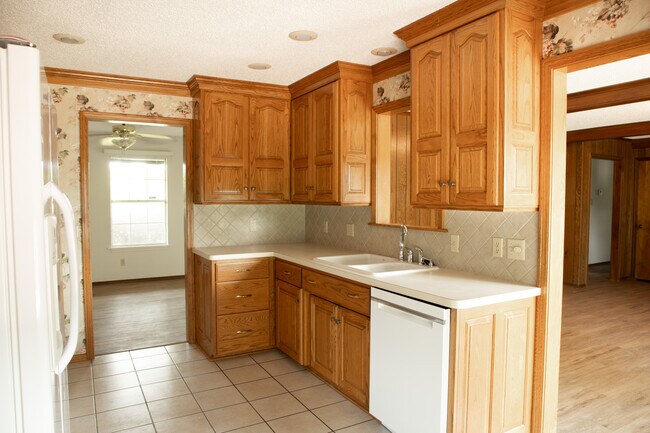 Photo - 2510 Church St