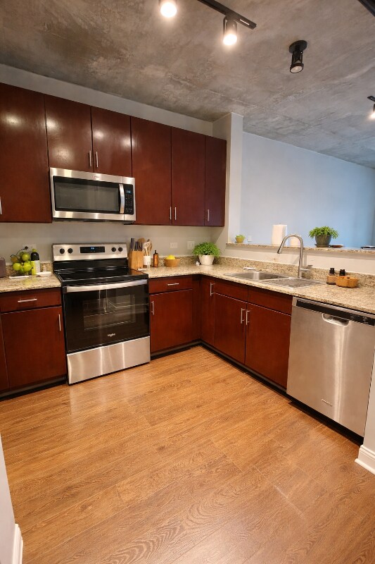 Photo - 900 S Clark St Unit 11