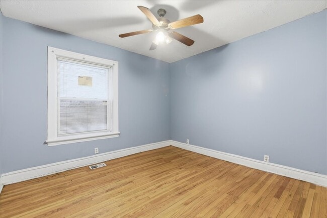 Photo - 5423 W Quincy St Unit 1