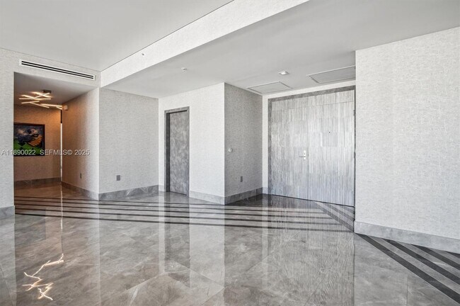 Photo - 330 Sunny Isles Blvd Unit 5-UPH04