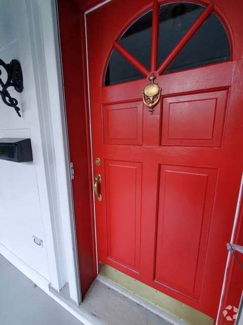Front Door - 54 W Chester St Unit Apartment 2