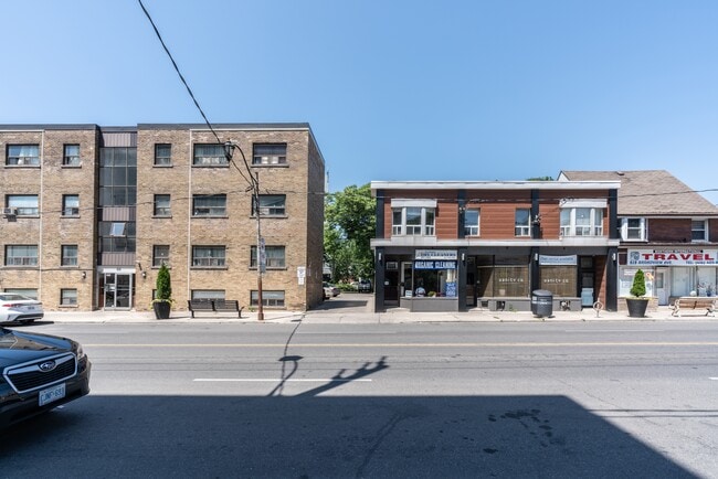 Building Photo - Hillsdale Manor