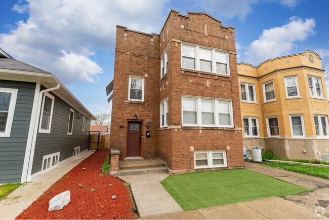 Building Photo - 5304 W Cornelia Ave Unit 2 Rental