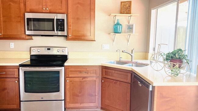 Photo - 12560 Rideabout Ct
