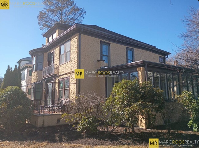 Photo - 1 Arborway Unit Arborway