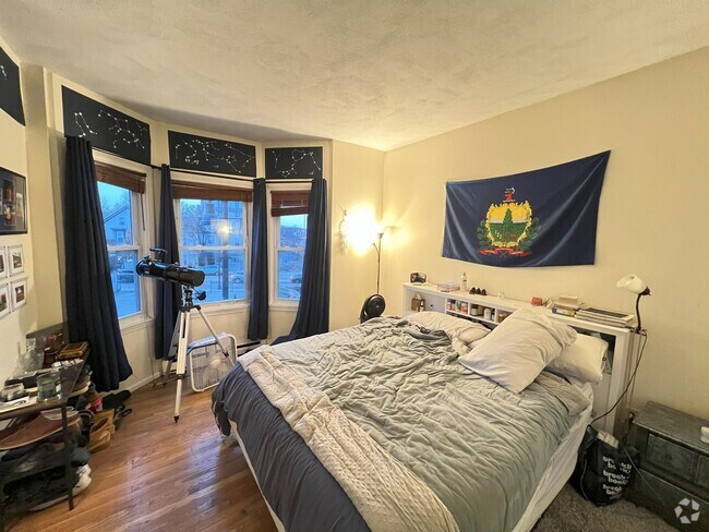 Building Photo - 610 Dorchester Ave Unit 2 Rental