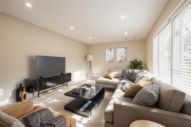 Photo - 27 Homestead Dr