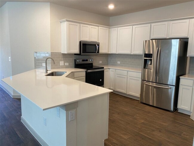 Photo - 3117 Bragg Pl