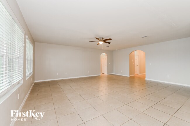 Photo - 614 SW 25th Ln