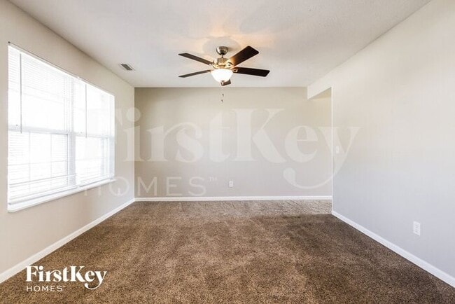 Photo - 1698 Salina Dr