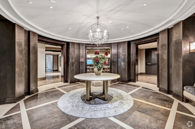 Lobby - The James River Oaks