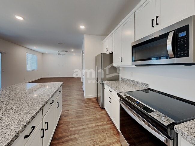 Photo - 4137 S 105th Dr