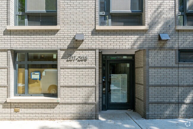 Photo - 207-209 W 140th St