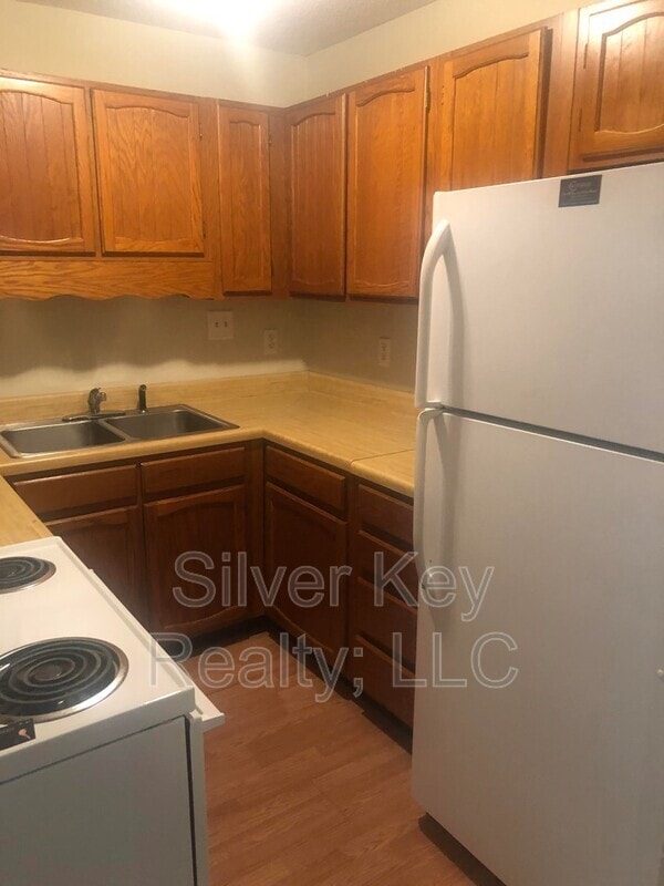Photo - 311 Sunset Dr Unit 8