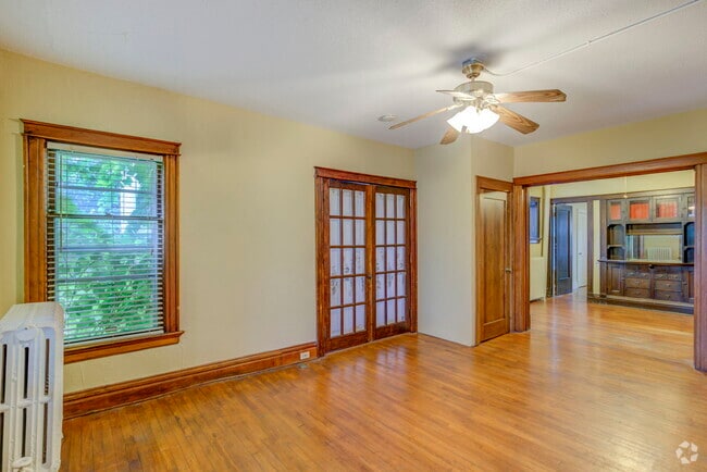 Building Photo - 712 W 28th St Unit 1 Rental