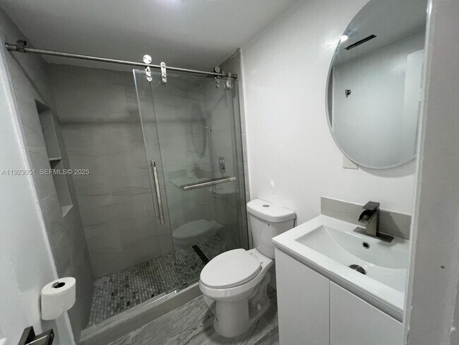 Photo - 19122 NW 36th Ave Unit B