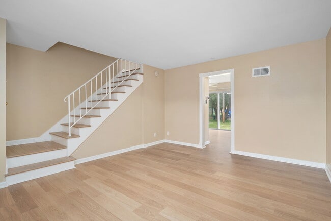 Photo - 447 Olian Dr