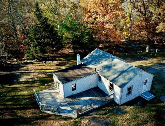 Photo - 252 Cedar St