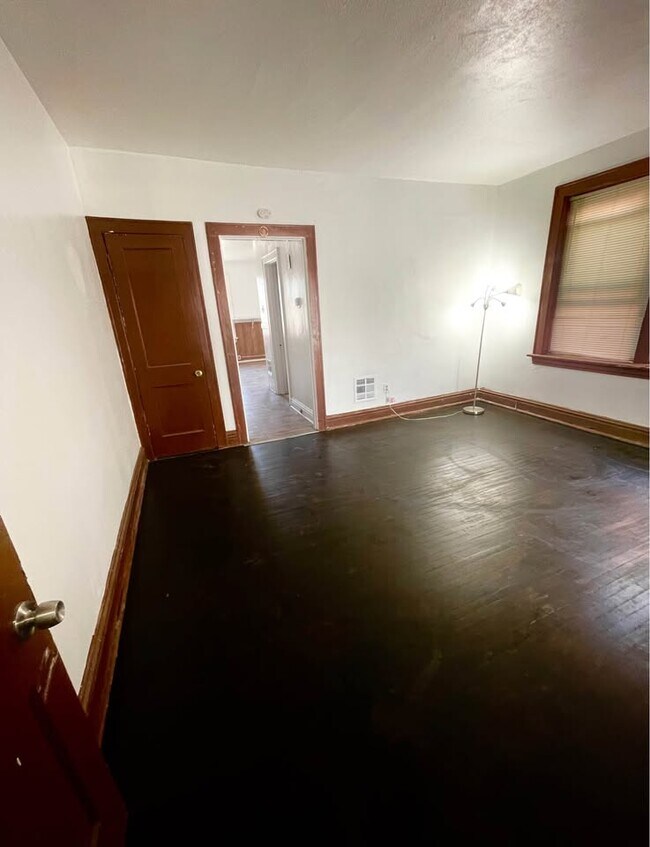 3719 Winnebago St Unit 3719 1st
