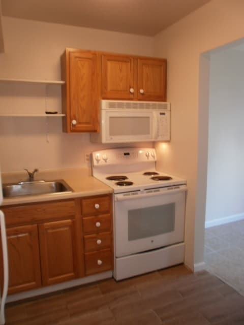 Photo - 3406 Kenbrooke Ct