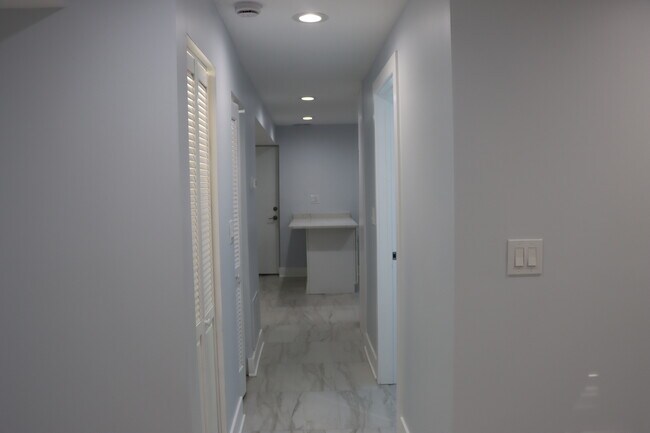 Photo - 3331 N Drake Ave