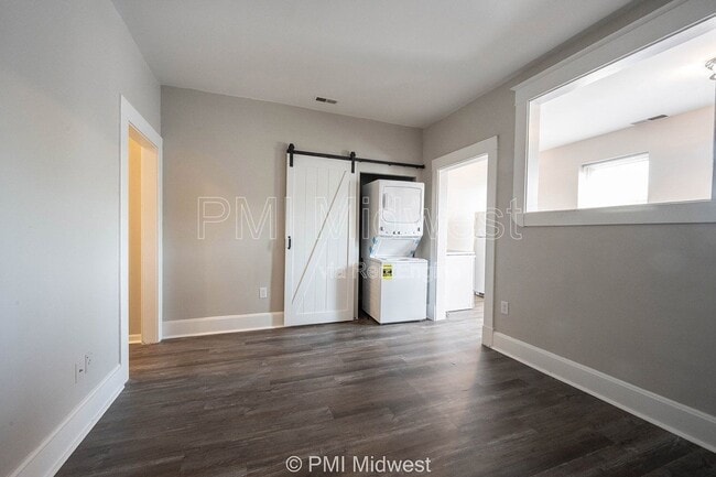 Photo - 874 Virginia Ave Unit B