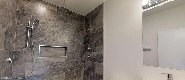 Photo - 1642 N Marshall St Unit 3