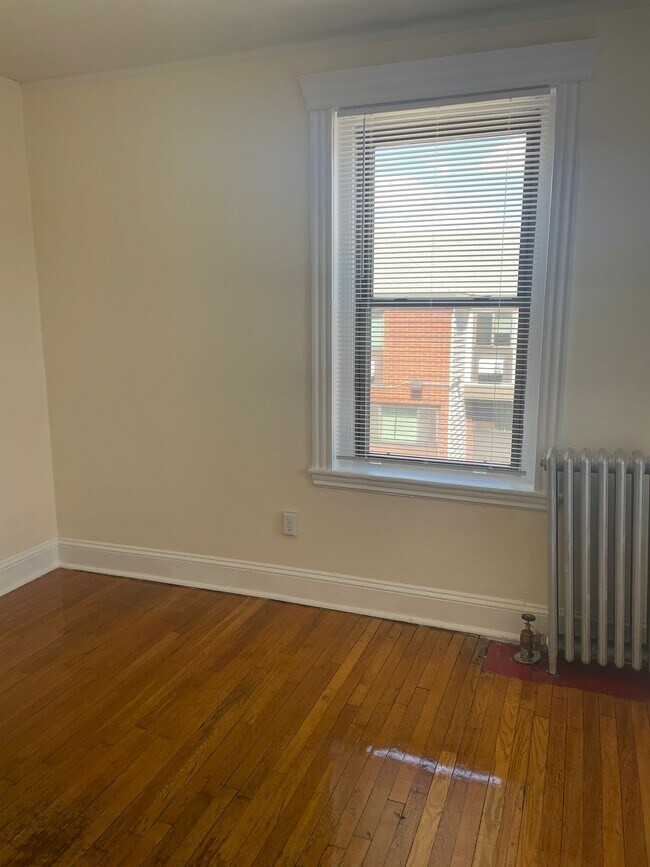 Photo - 352 Riverway Unidad 22