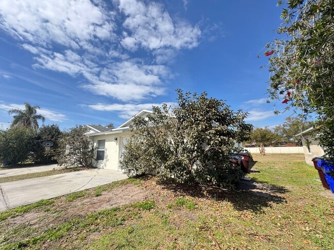 Photo - Beautiful 3/2 Duplex in St. Cloud