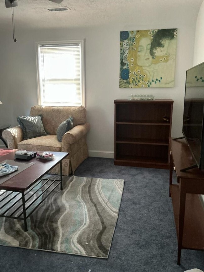 Photo - 5561 Ashbourne Rd