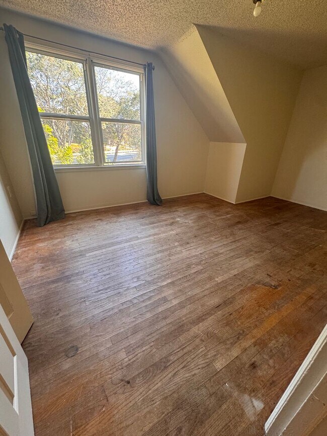 Photo - Spacious 5 Bed 2 Bath House near Cal Poly