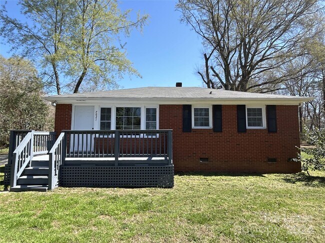 Photo - 7621 Carelock Cir