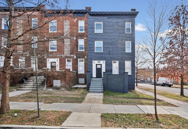Photo - 2301 Whittier Ave
