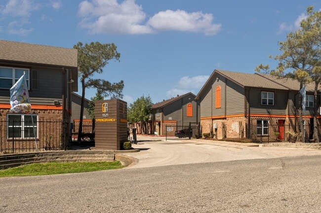 Photo - Gia @ Spring Branch