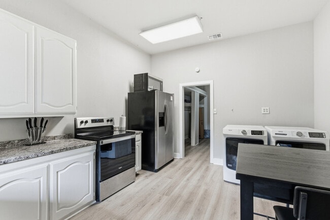 Photo - 314 W Cevallos Unidad ID1363386P