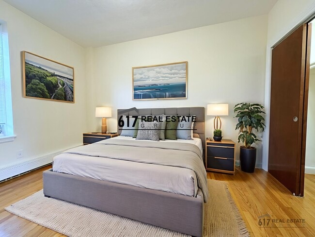 Photo - 172 N Beacon St Unidad 03