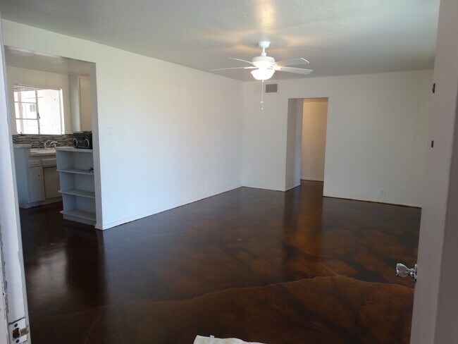 Photo - 4202 N 5th Ave