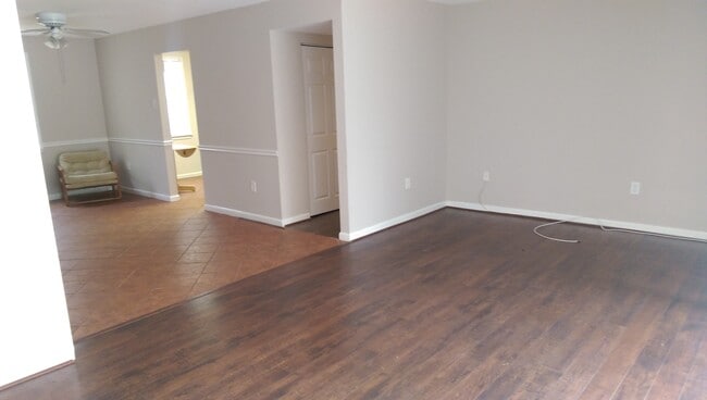 Photo - 706 Quince Orchard Blvd Unit T-1