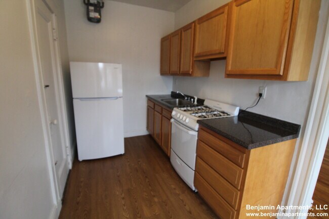 Photo - 109 Brainerd Rd Unidad 0018