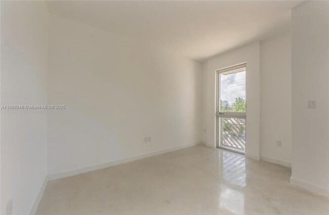 Photo - 761 NW 1st St Unit 301