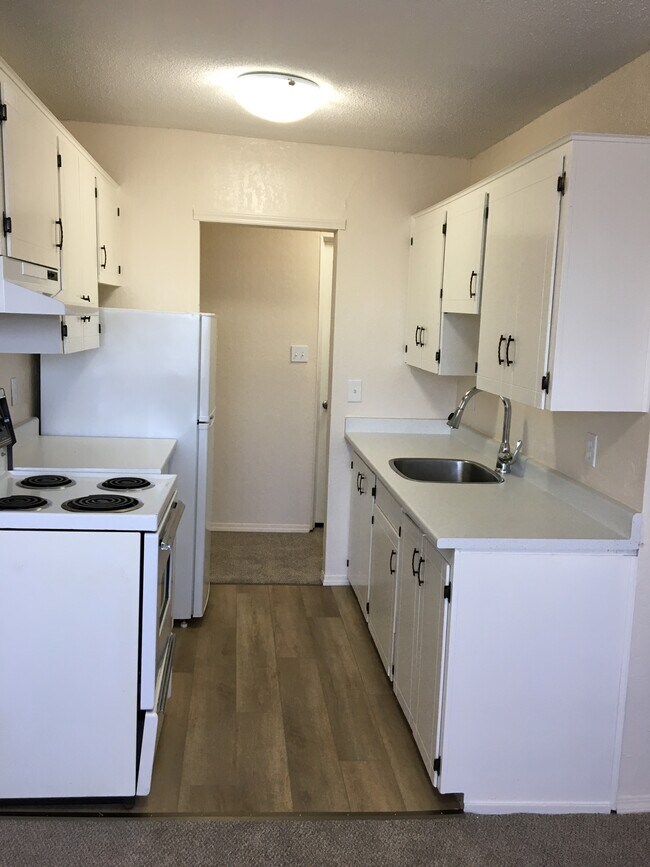 Photo - Shalamar Apartments