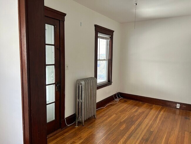 Photo - 36 Larch St Unit 2