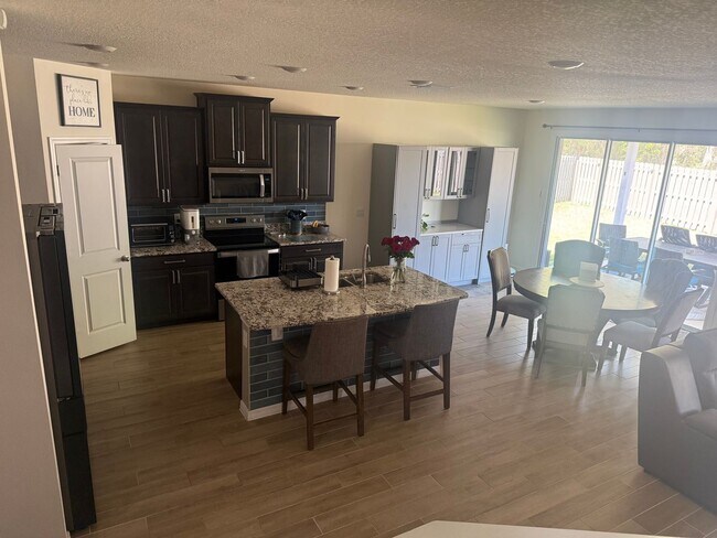 Photo - 4 Bedroom/3 Bath two-story home in Arbor Greens