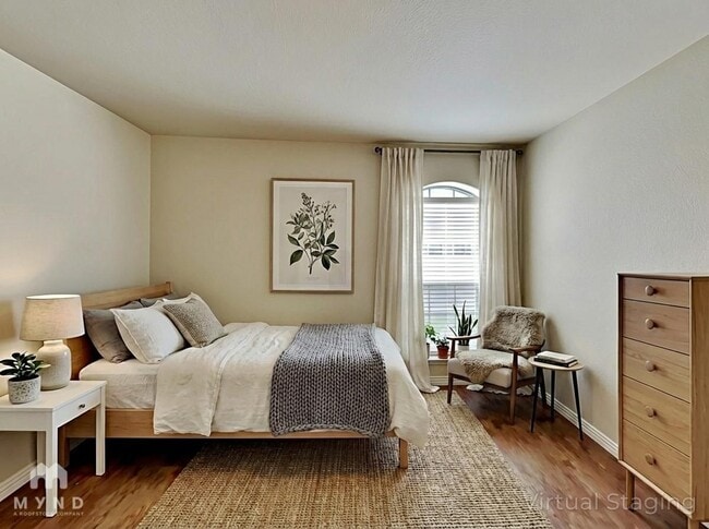 Photo - 115 Jolin Ln