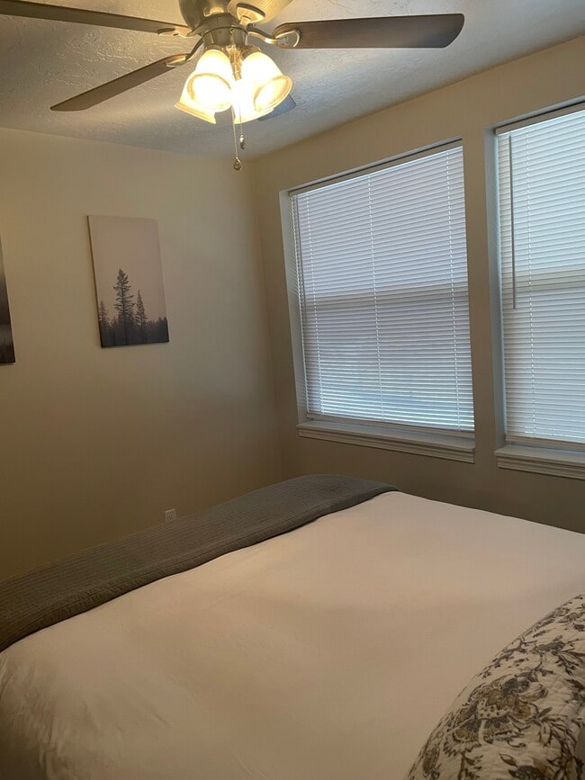 Photo - 1436 S Roberta St Unit 1