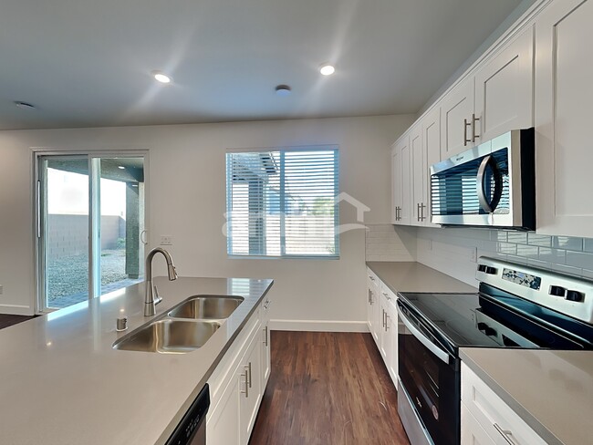 2710 Hot Cider Ave