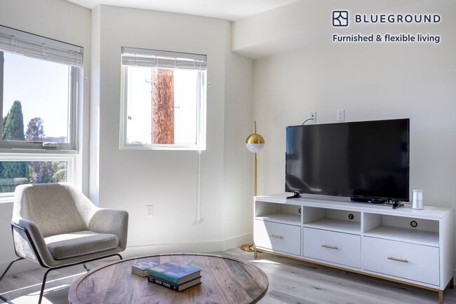 Photo - 11701 Gateway Blvd Unit FL4-ID1103