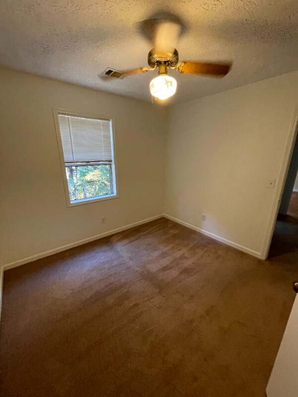 Photo - 3230 Meadowlark Ln NW