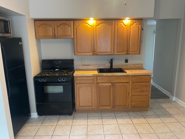 Photo - 855 Jefferson Ave Unit Up